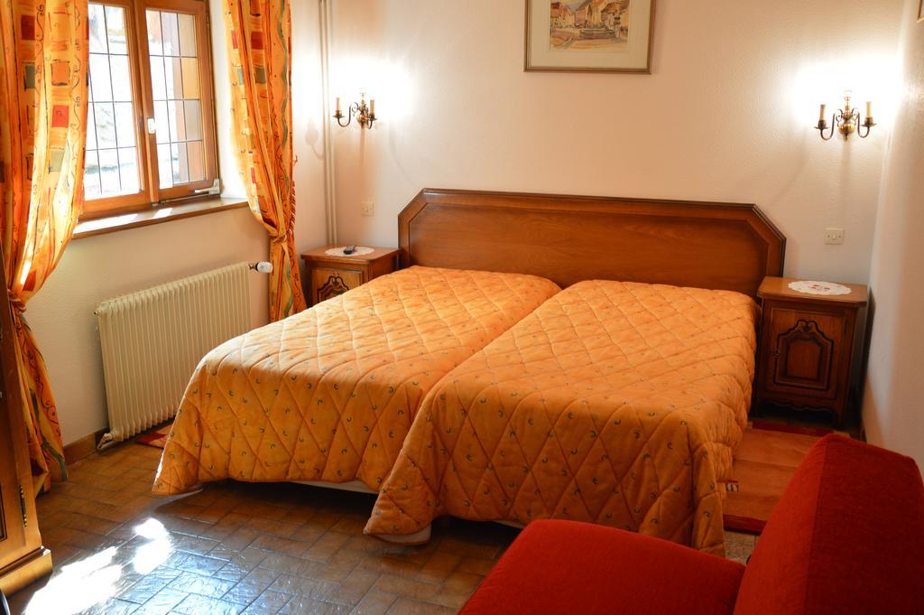La Grange Du Pape - Annexe De L'Hotel La Ferme Du Pape Егісайм Екстер'єр фото